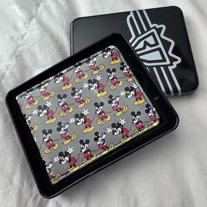 Disney Mickey Mouse Wallet in Tin – Buckle-Down Gray Print